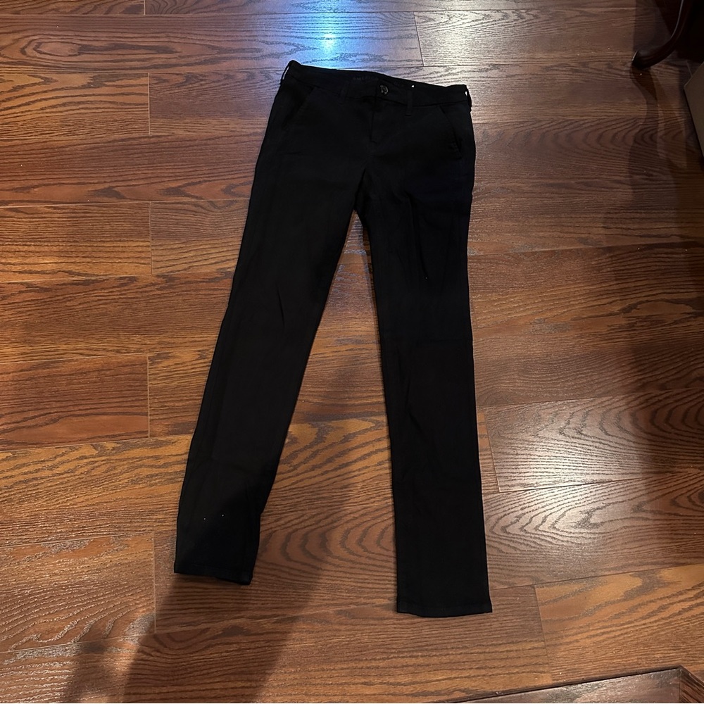 American Eagle Black Skinnys